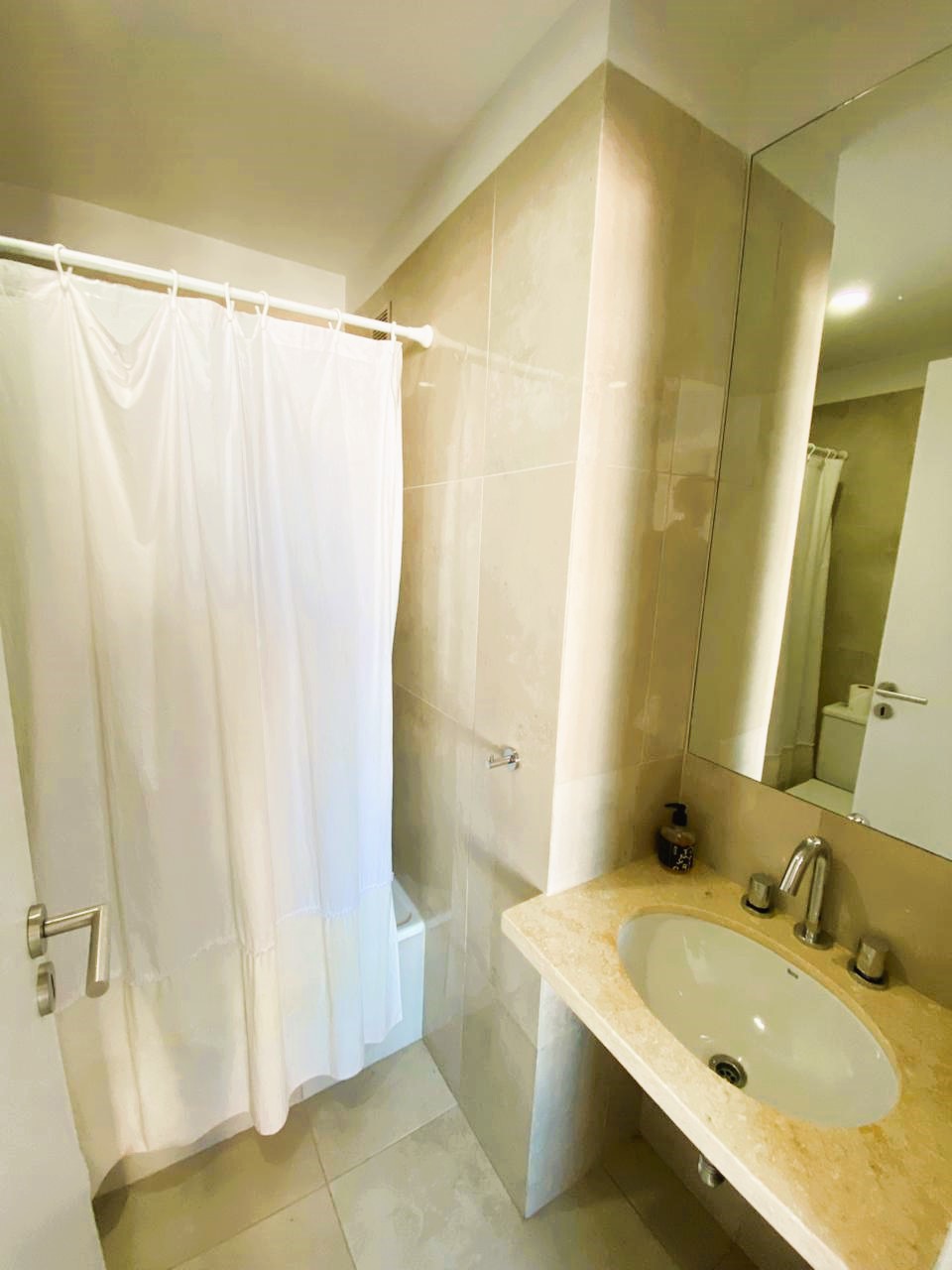 Mitre e/ Salta y Catamarca Mitre e/ Salta y Catamarca