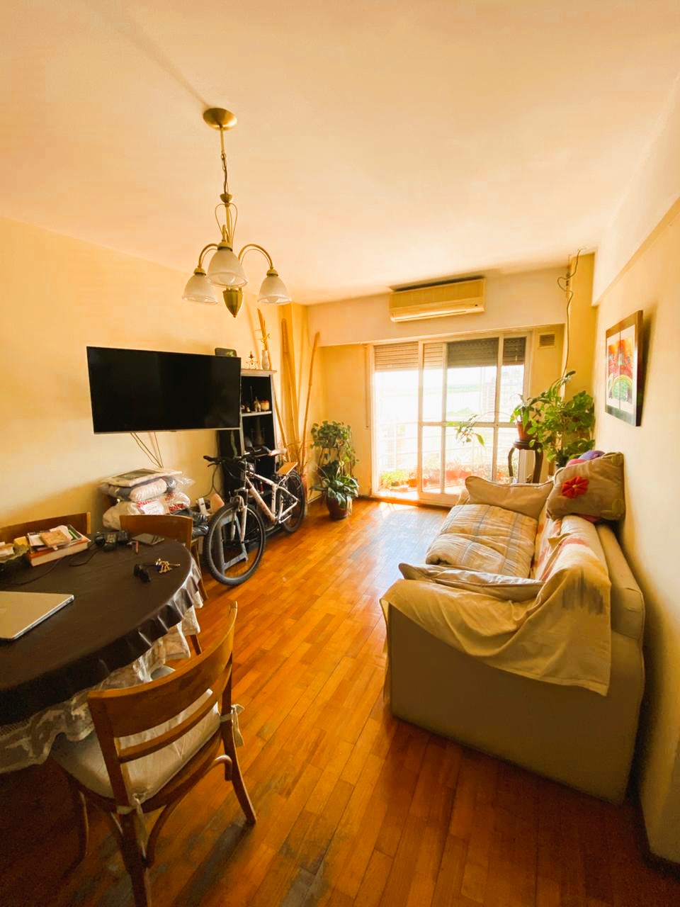 Mitre e/ Catamarca y Tucuman