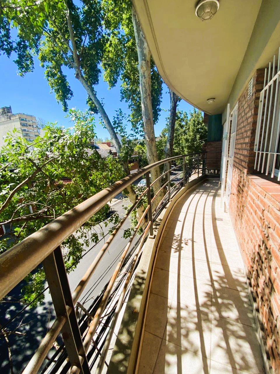 Dorrego e/ Ocampo y Viamonte