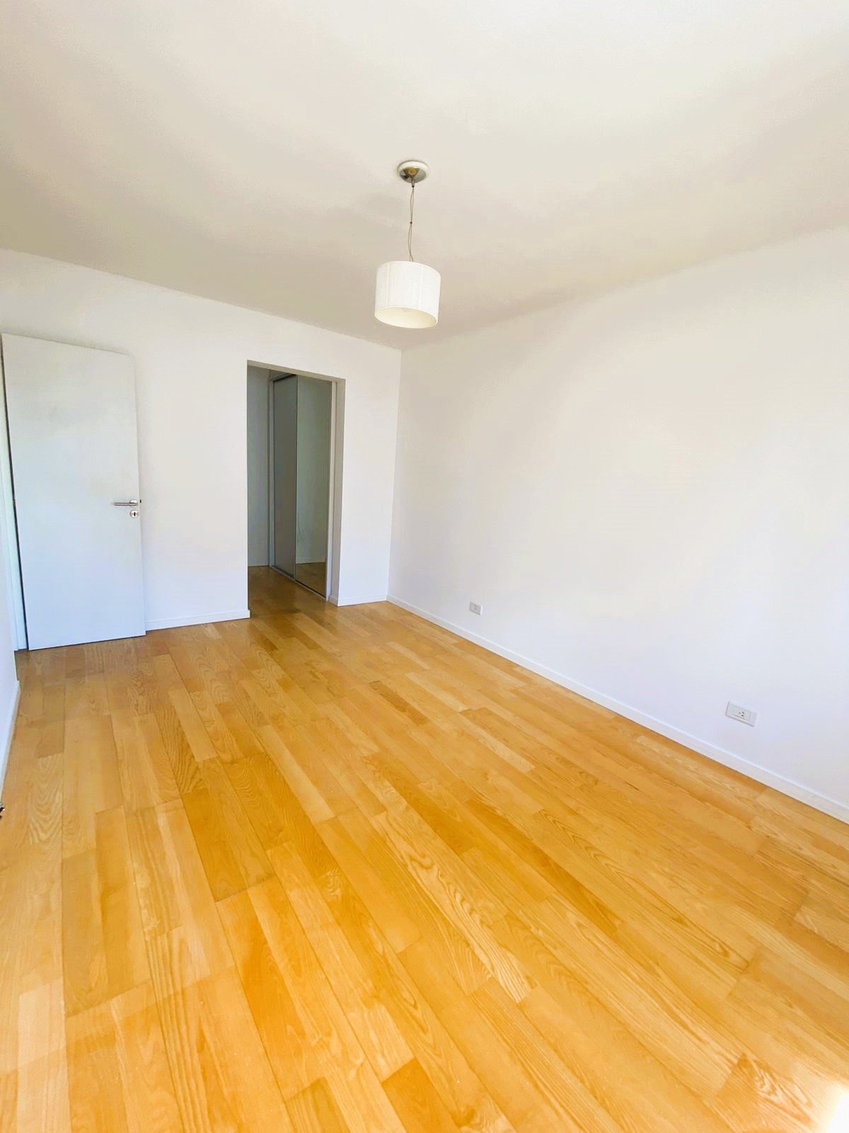 Mitre e/ Catamarca y Salta