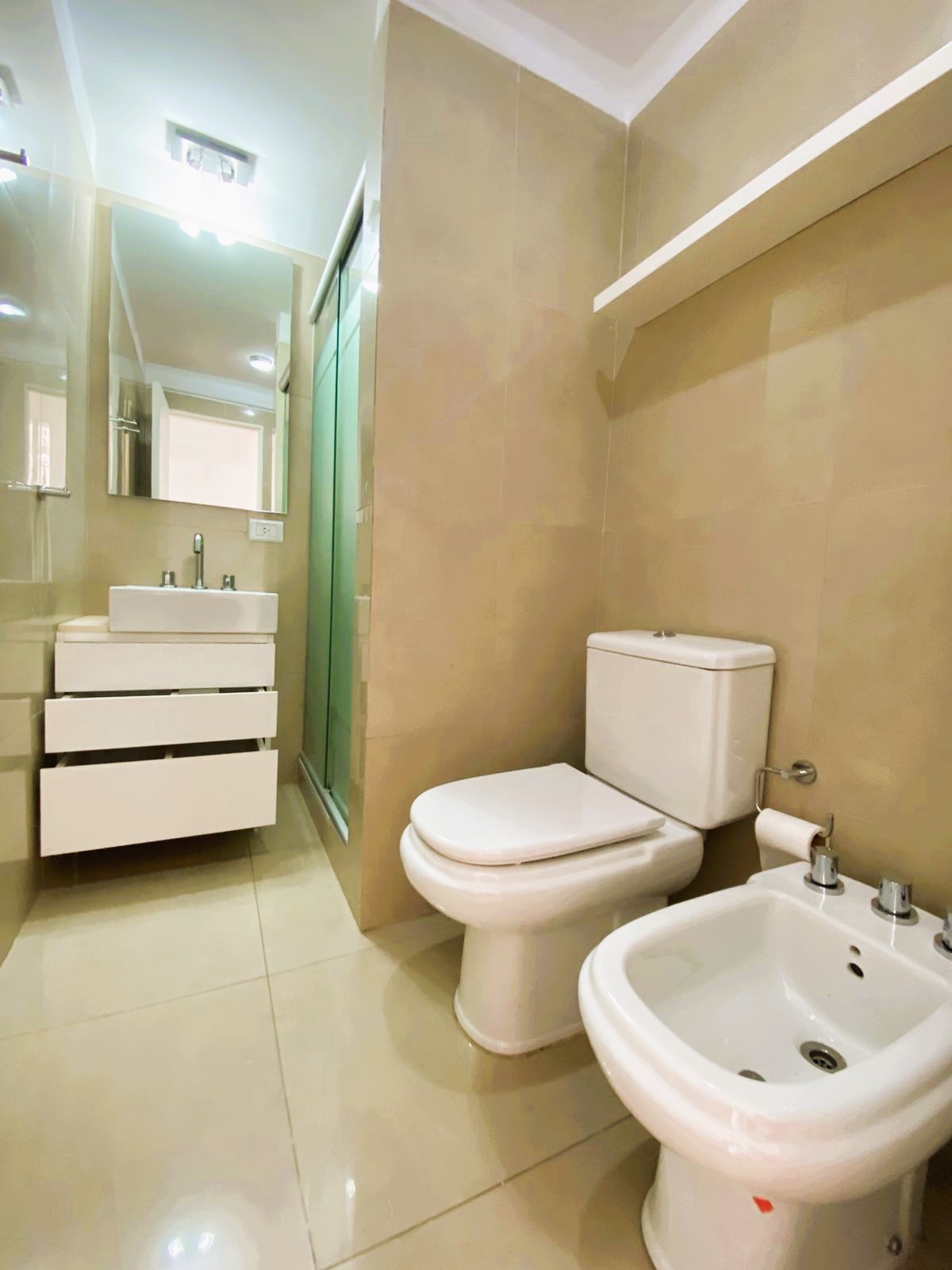 Mitre e/ Catamarca y Salta