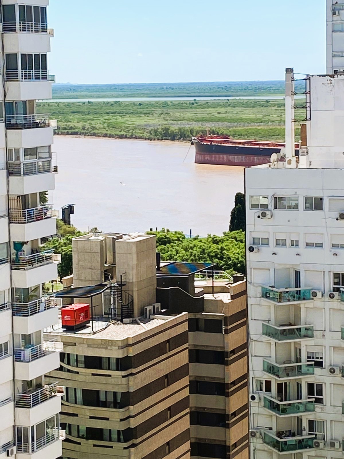 Mitre e/ Catamarca y Salta