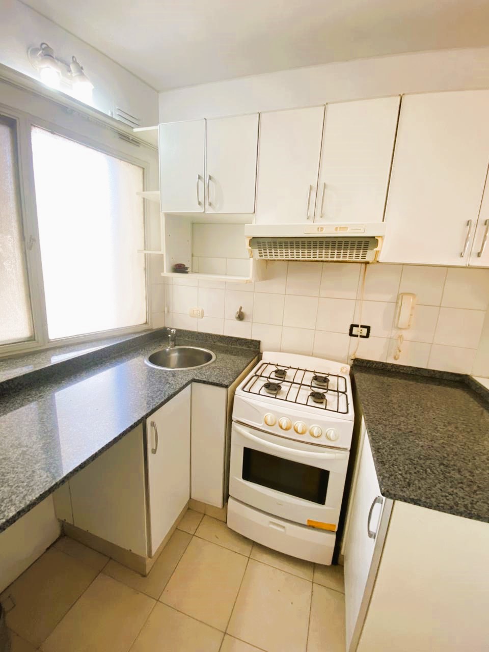 Mitre e/ Catamarca y Tucuman