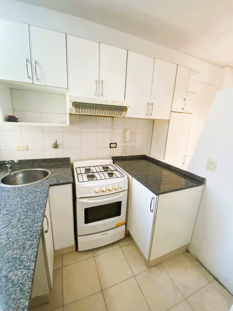 Mitre e/ Catamarca y Tucuman