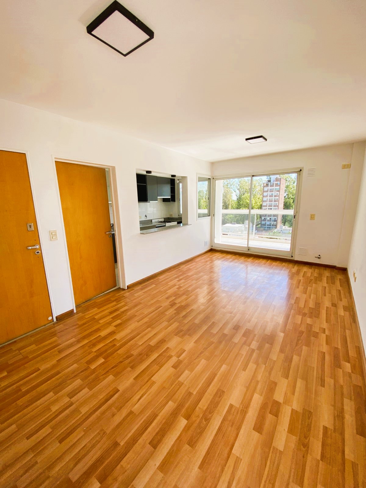 Dorrego e/ Cerrito e Ituzaingo